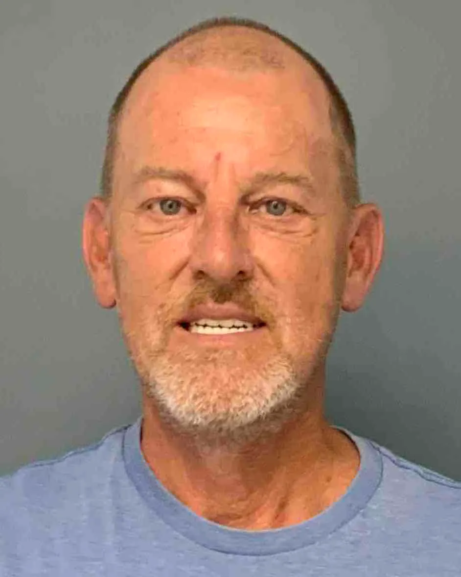 Registry photo of Scott Thomas Saber