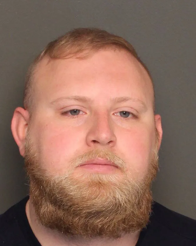 Registry photo of Leonard Nichols