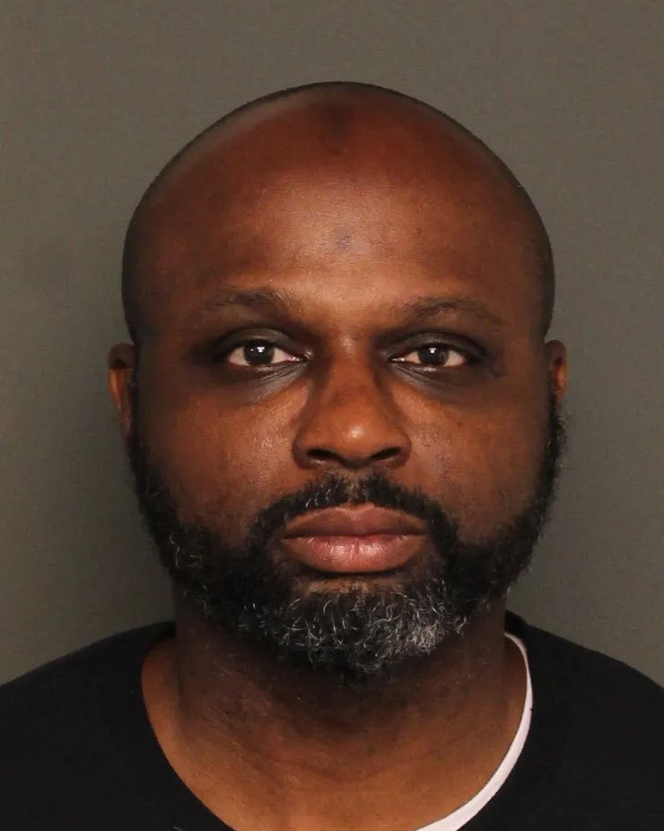 Registry photo of Leon Pickett