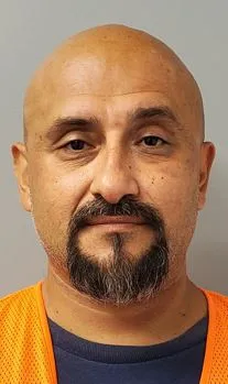 Registry photo of Vicente Maldonado