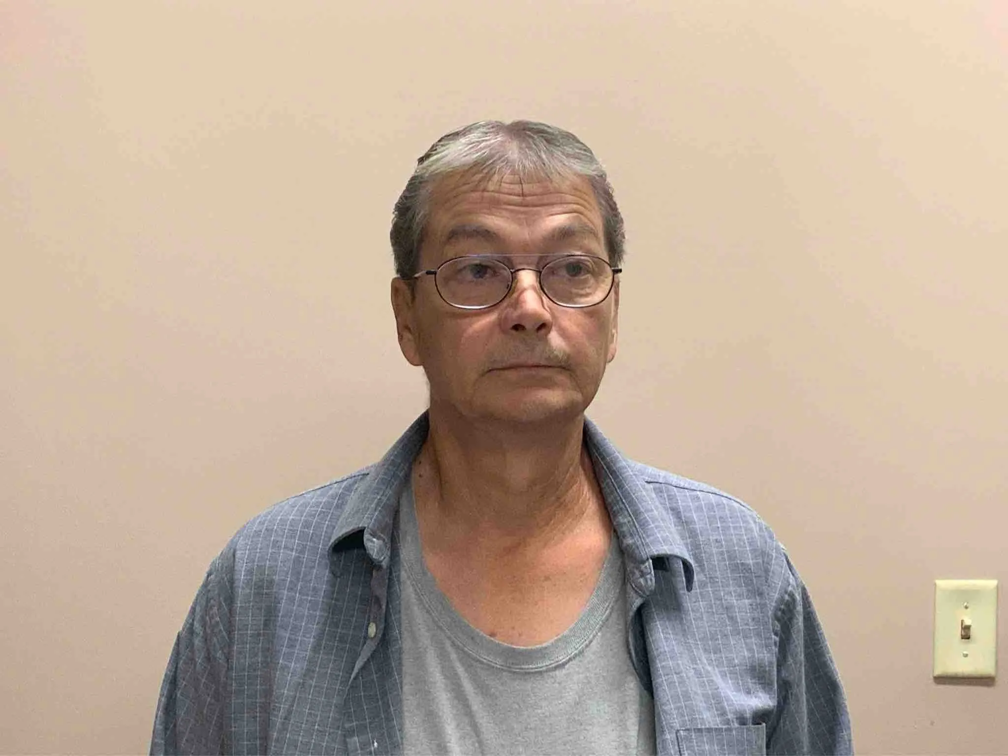 Registry photo of Johnnie Lee Laxton