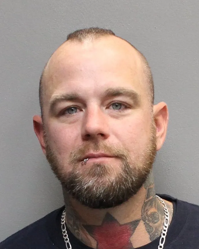 Registry photo of Timothy Gust