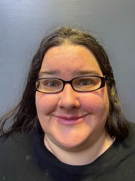 Registry photo of Julie May Savage