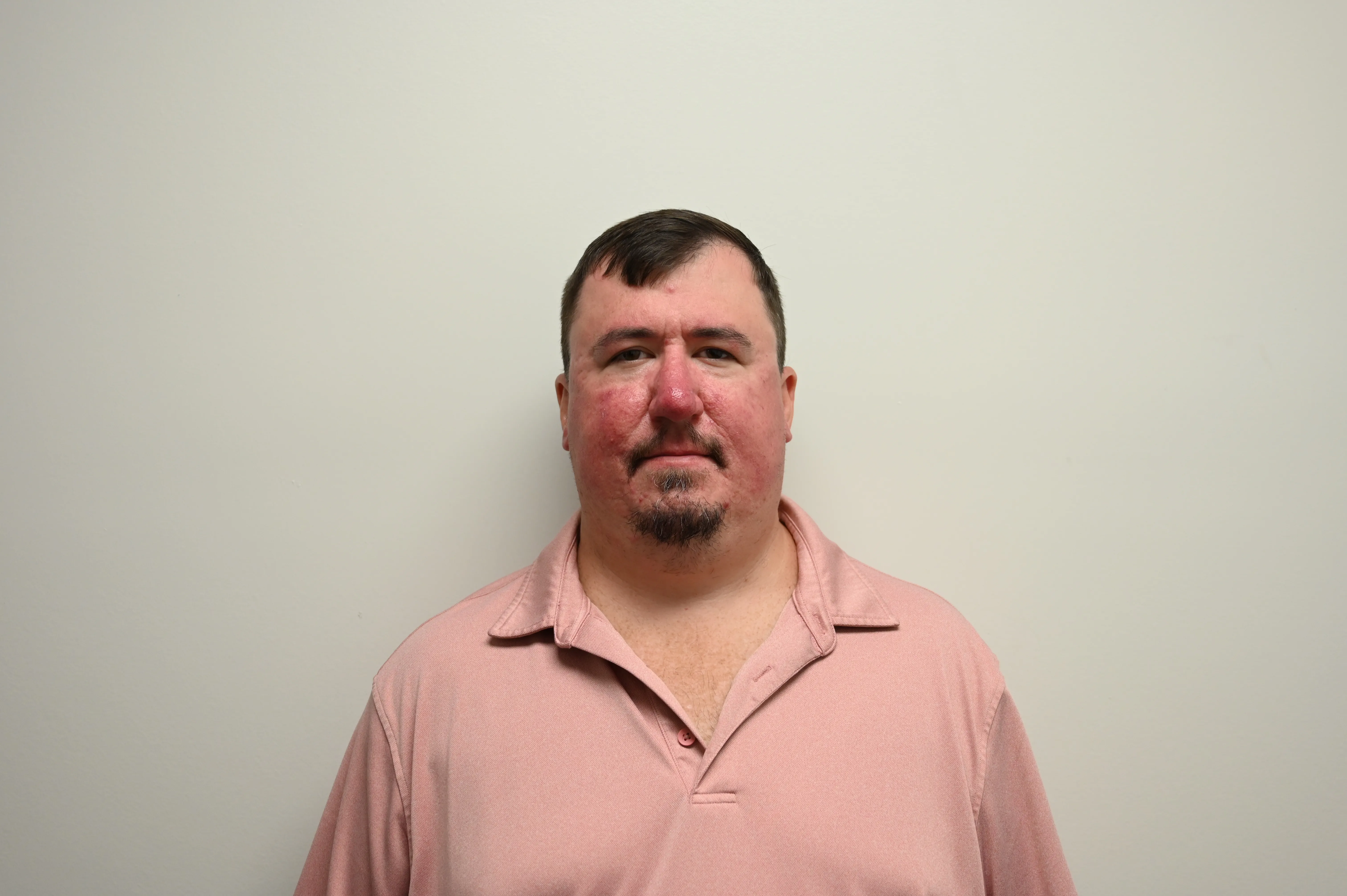 Registry photo of Jaron Earl Simonds