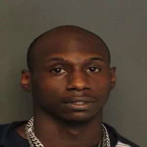 Registry photo of Isaiah Lamar Robinson