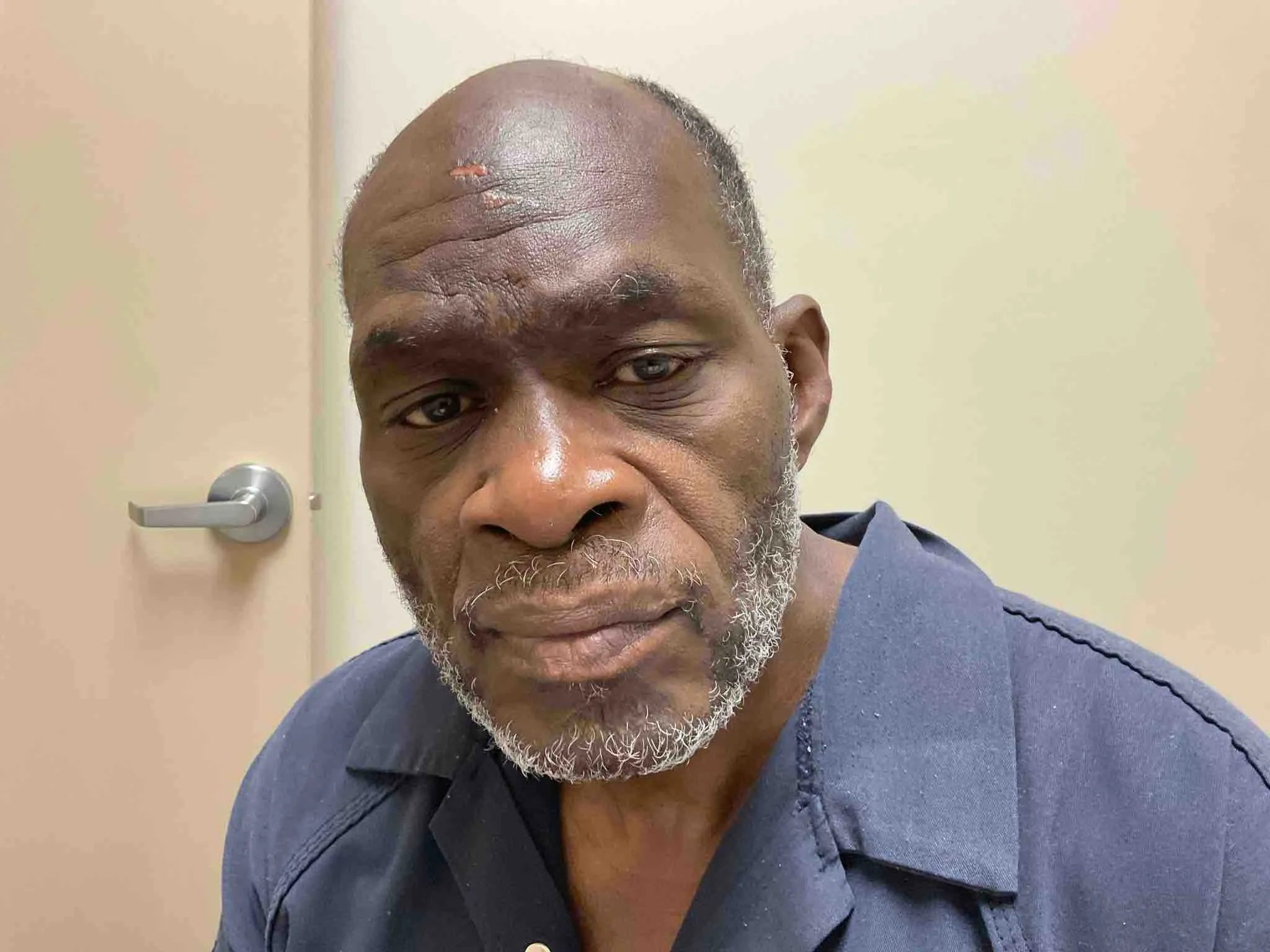 Registry photo of Lewis Edward Manning