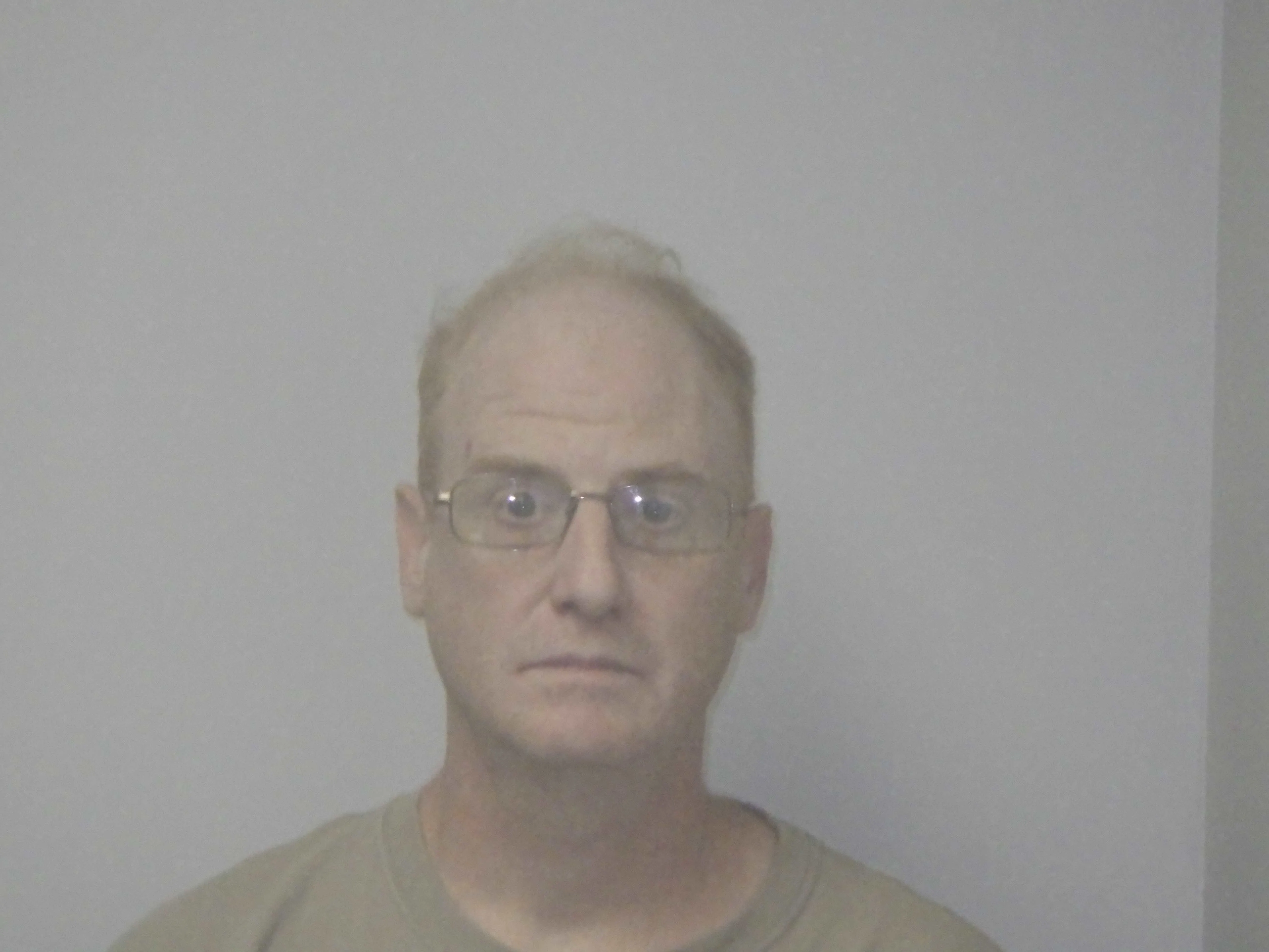 Registry photo of Kevin Scott Oelklaus