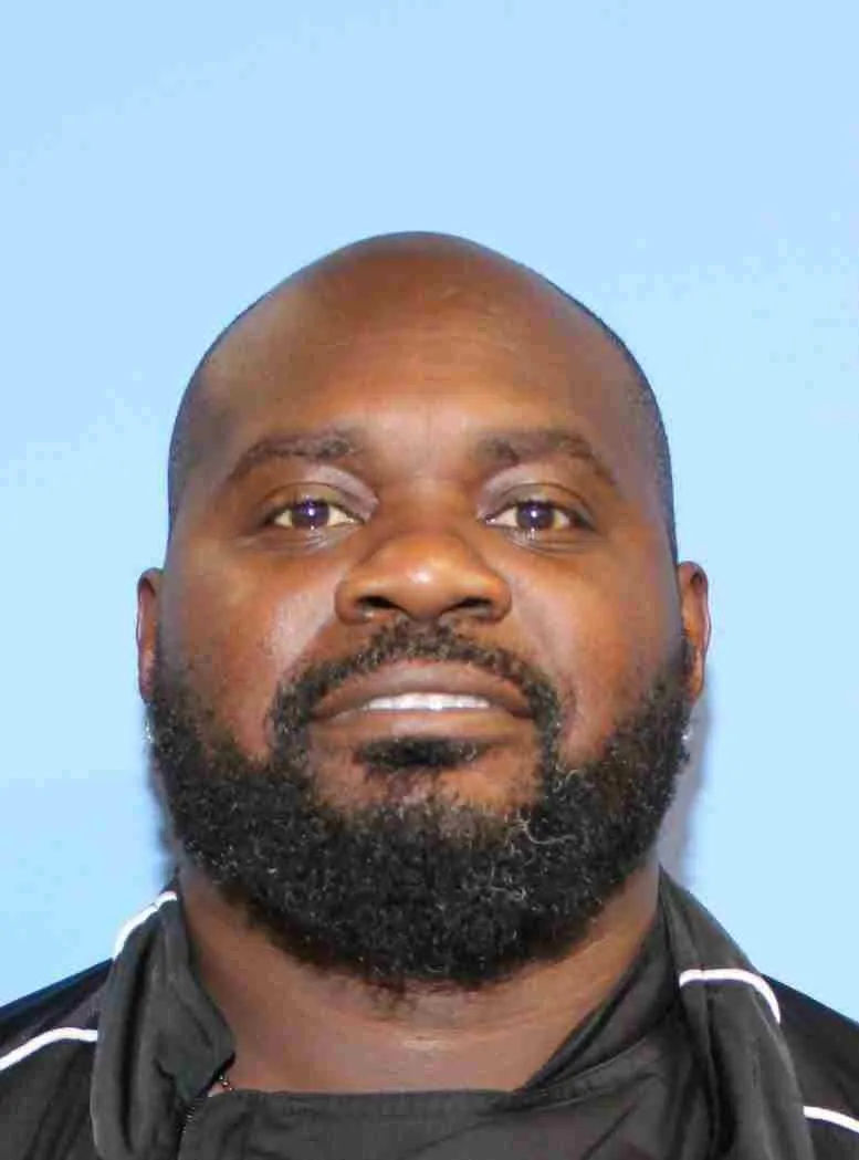 Registry photo of Eugene Pink Bonds