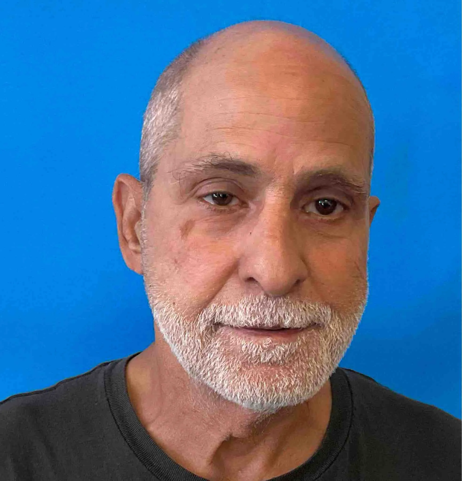 Registry photo of Frank Redonda