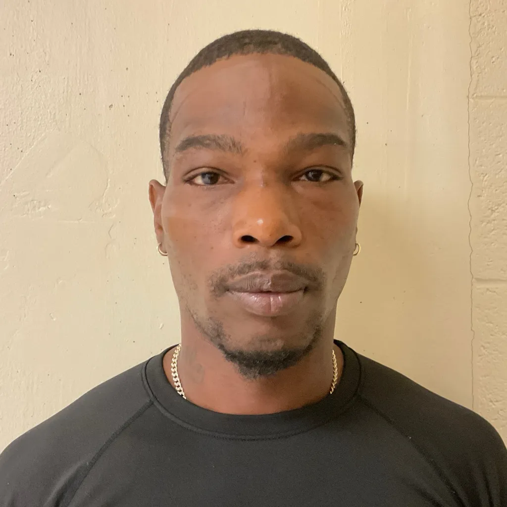 Registry photo of Adrian Dewayne Moore