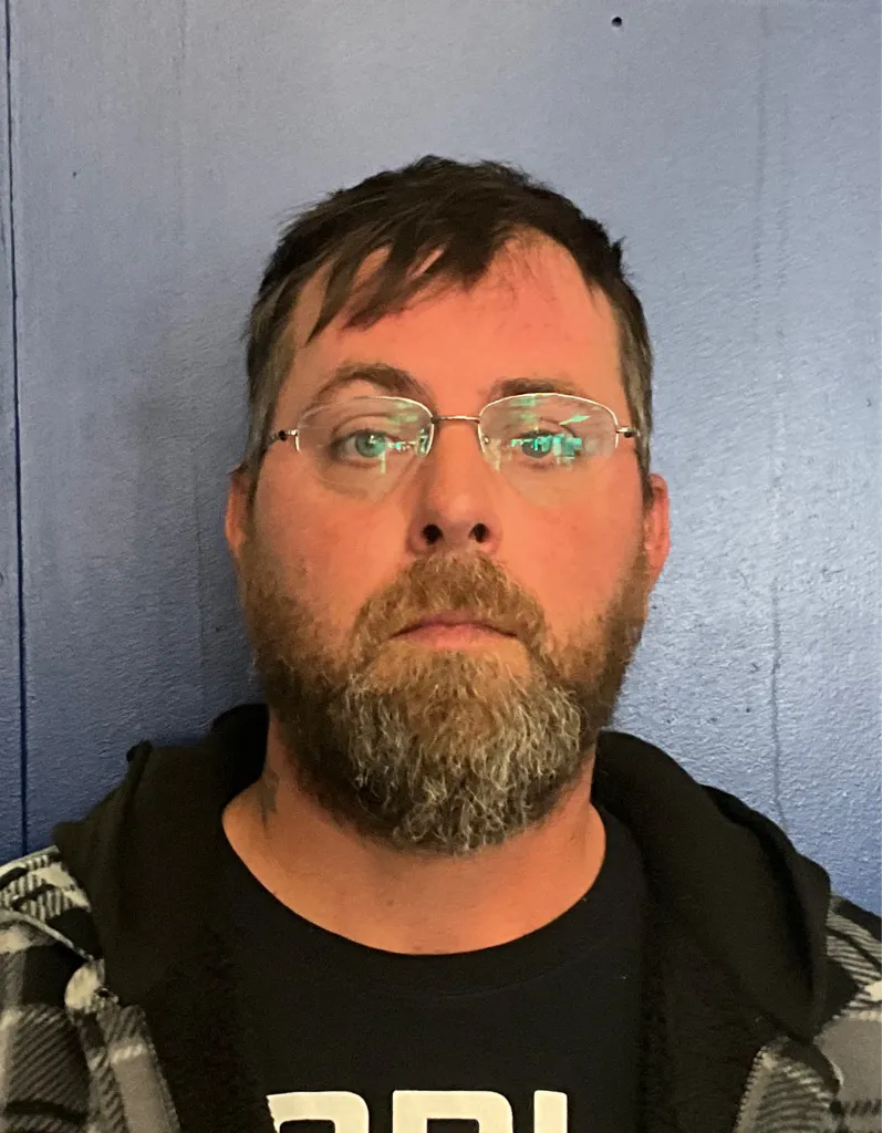 Registry photo of Timothy Robert Hudson