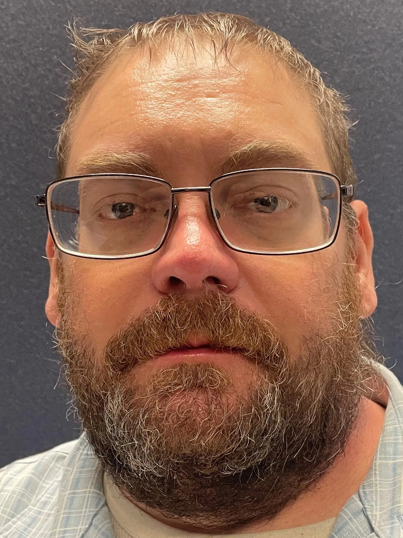 Registry photo of Brady Keith Jones