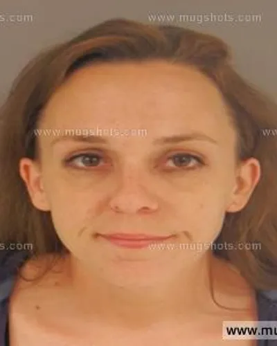 Booking photo of Amanda Nicole Starr, Anderson County, Apr 22, 2015