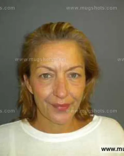 Booking photo of Linda Wright, Anderson County, Oct 30, 2013