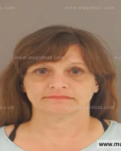 Most recent booking photo for Donna Lynn Adams