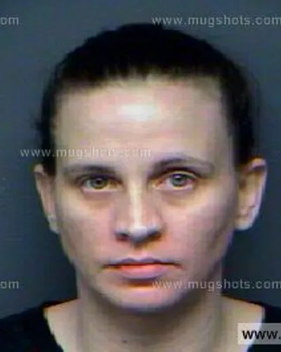Booking photo of Tonya Moore, Anderson County, Aug 1, 2012