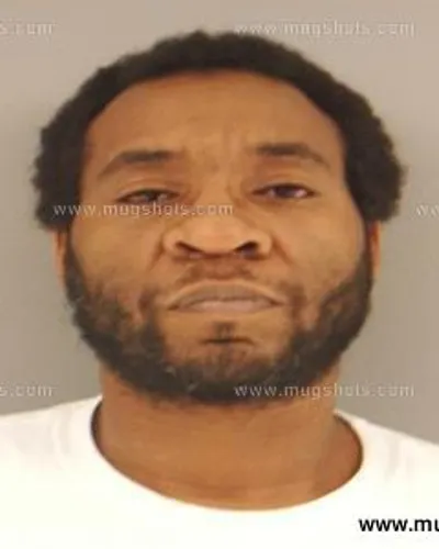 Booking photo of Marlo Eugene Davis, Anderson County, Jan 2, 2015