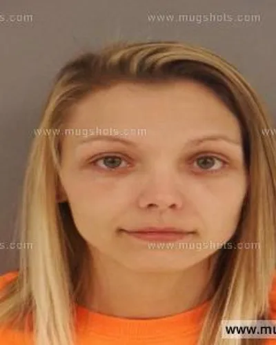 Booking photo of Angel Kidwell, Anderson County, Feb 25, 2015