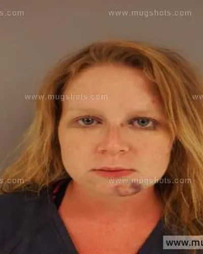 Booking photo of Courtney Nicole Dunn, Anderson County, Aug 5, 2014