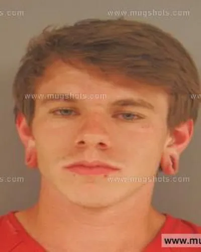 Booking photo of Austin Tyler Arnold, Anderson County, Apr 14, 2015