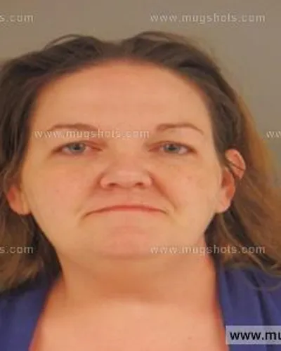 Booking photo of Starla Armes, Anderson County, May 2, 2015