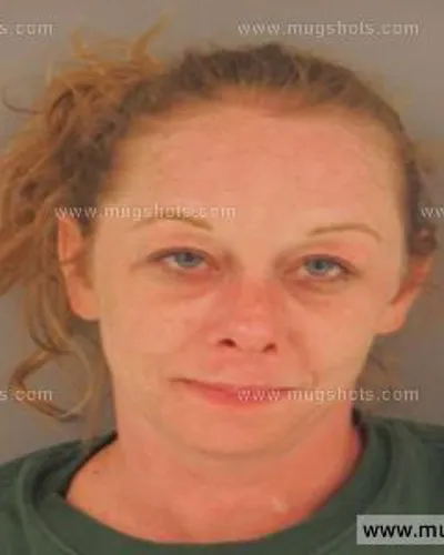 Booking photo of Angela Dawn Compton, Anderson County, May 6, 2015