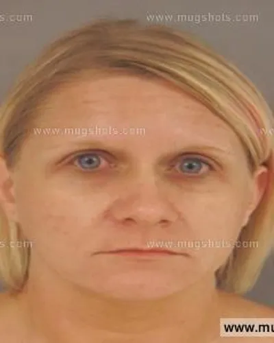 Booking photo of Evelyn Rowe, Anderson County, May 29, 2015