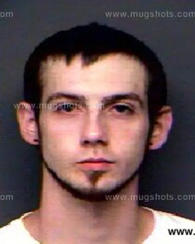 Booking photo of Travis Barton, Anderson County, Aug 25, 2012