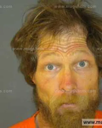 Booking photo of Alvis Albert Lowe, Anderson County, Jan 12, 2014