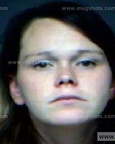 Booking photo of Emma Roaden, Anderson County, Dec 1, 2011