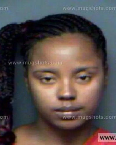 Booking photo of Quinny Hendrix, Anderson County, Nov 16, 2011