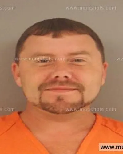 Booking photo of Robert Hoskins, Anderson County, Sep 12, 2015