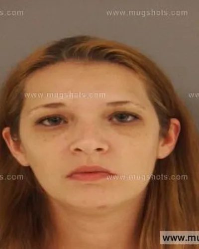 Booking photo of Amber Nicole Paysinger, Anderson County, Aug 9, 2014