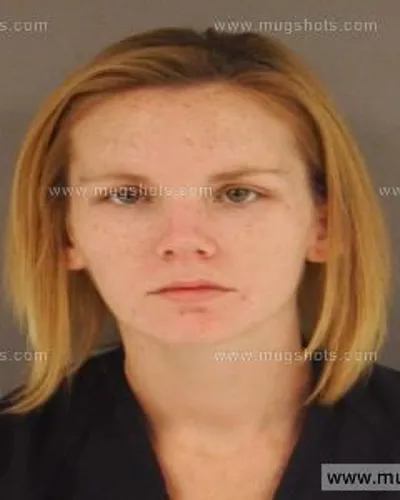 Booking photo of Holley Leeann Armes, Anderson County, Jun 3, 2014