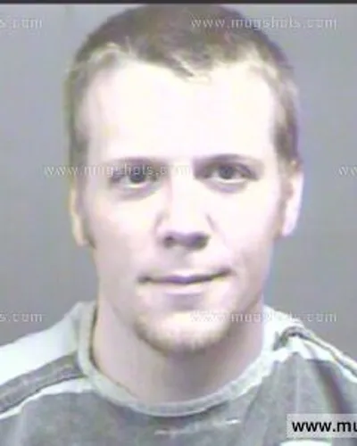 Booking photo of Brandon Wayne Carper, Blount County, Jul 3, 2013