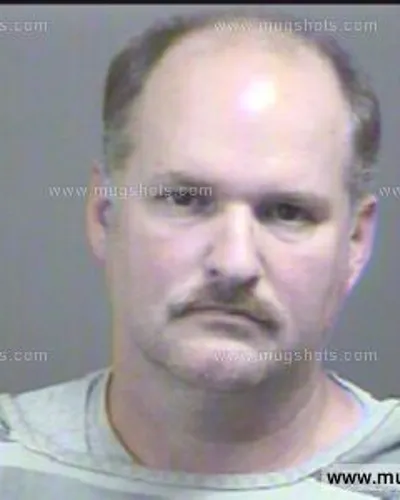 Booking photo of BRIAN KEITH WALLACE, Blount County, Sep 1, 2013