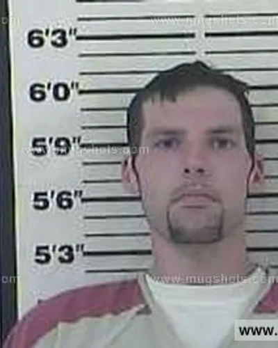 Booking photo of Noah Benjamin Lowe, Carter County, Jun 18, 2015