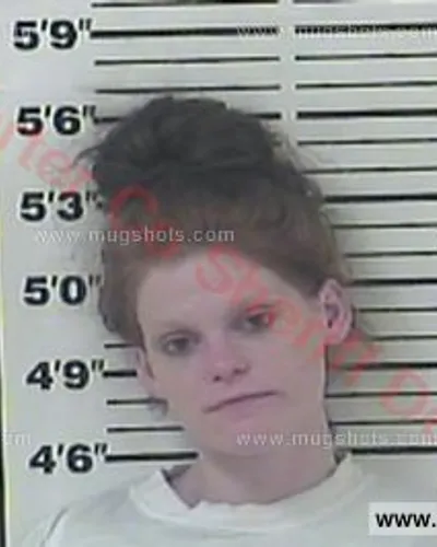 Booking photo of Megan Deanndra Oliver, Carter County, Jun 19, 2016