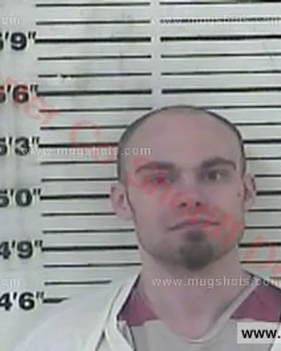 Booking photo of Andrew Oliver, Carter County, Jun 17, 2018