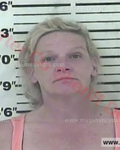 Booking photo of Tracy Kinder, Carter County, Oct 24, 2015