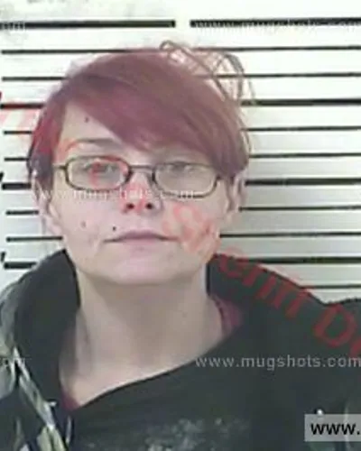 Booking photo of Sabrina Michelle Green, Carter County, May 12, 2018