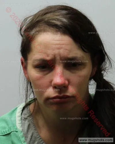 Booking photo of Dustin Marie Green, Carter County, Jan 6, 2020