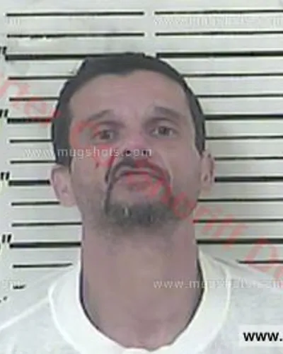 Booking photo of Sean Jamason Arnold, Carter County, Jun 2, 2017