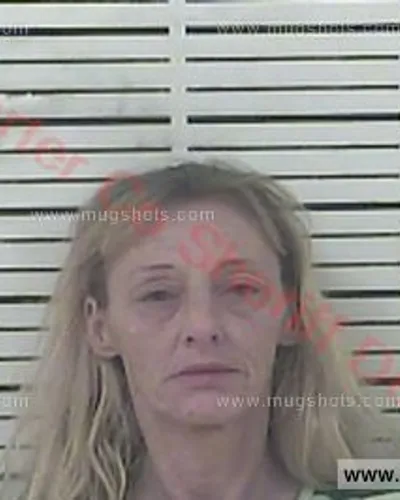 Booking photo of Elsie Elizabeth Johnson, Carter County, Dec 19, 2016