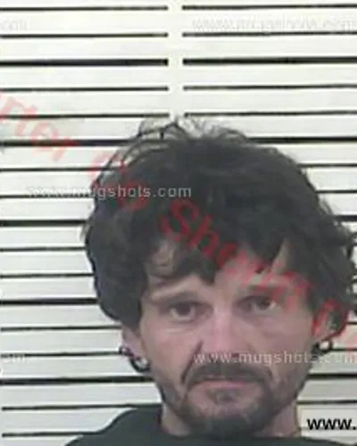 Booking photo of Sean Jamason Arnold, Carter County, Oct 8, 2016