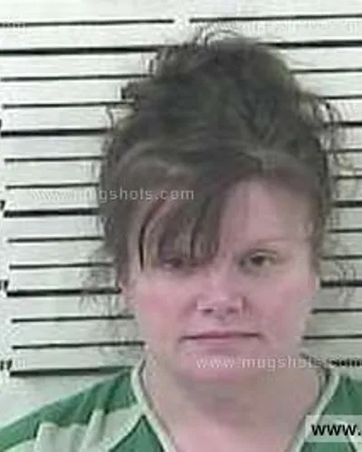 Booking photo of Lisa Cipy, Carter County, Apr 28, 2015