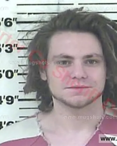 Booking photo of Lucus Elijah Peterson, Carter County, Dec 23, 2017