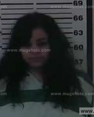 Booking photo of Krystal Glory Goncalves, Carter County, Sep 30, 2014