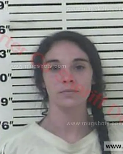 Most recent booking photo for Niella Faye Osborne