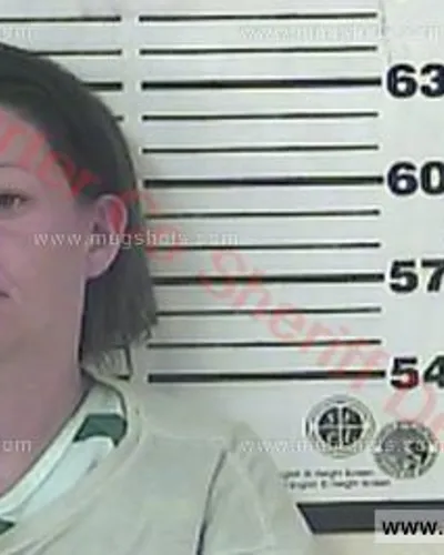 Booking photo of Tia Marie Brown, Carter County, Jul 27, 2017